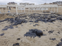 Платить по-хорошему не хотят: с владельцев танкеров с мазутом, затонувших в Керченском проливе, требуют почти 85 млн рублей 