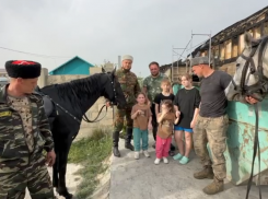 Погорельцам из станицы Натухаевской поставили бункер и насобирали 150 тысяч