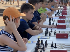 Шахматы могут быть веселыми: в Новороссийске состоялся большой спортивный праздник