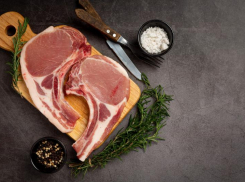 Пора запасаться свининой: мясо подорожает до конца года