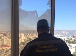 Ветер чуть не лишил квартиры жителей Новороссийска