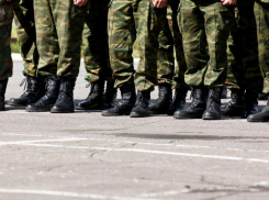 Призывать на военную службу будут теперь круглый год