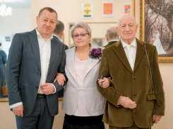 «Процветайте, дарите добро!»: Михаил Ковалюк поздравляет жителей Новороссийска