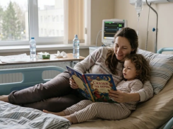 В ГД хотят разрешить родителям бесплатно лежать в больнице с детьми до 8 лет