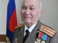 Стефана Семеновича Паненко, ветерана, Почетного жителя города поздравляют его коллеги и весь Новороссийск