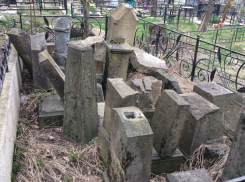 К 75-ой годовщине Великой Победы на кладбищах Новороссийска установят памятные таблички