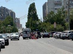 А был ли ребенок? Новороссийцы сообщают о ДТП с пострадавшими 