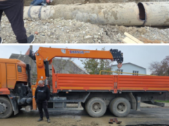 «Вечером вода будет»: на место порыва в Новороссийске доставили кусок трубы