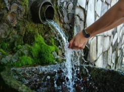 Дождались: решать проблему с водоснабжением в Новороссийске начали с помощью родников