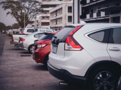 Новороссиец продал две несуществующие машины за 5,5 млн рублей