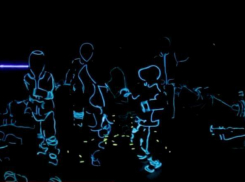 Для красивого клипа детей сделали яркими и невидимыми