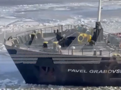 Удалось спасти? Сухогруз с кукурузой начал тонуть в Азовском море 