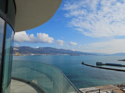 Погода в Новороссийске: тепло до +18 и порывы ветра до 13 метров в секунду 