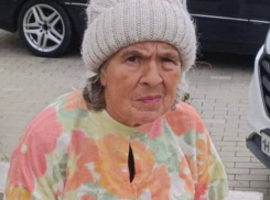 Срочно! Полиция разыскивает родственников пожилой женщины в Новороссийске 