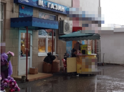 «Продают тухляк и обвешивают»: новороссийцы утверждают, что им продают плохую хамсу за 650 рублей