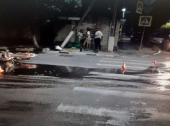 Малолетняя экстремалка сбила девушку на мотоцикле в Новороссийске 