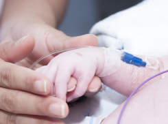 Пятимесячный малыш заболел коронавирусом на Кубани 