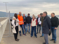 Глава Росприроднадзора в 40 км от Новороссийска: ее зовут на мусорный полигон 