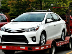 Эвакуировал «не своё»: гость Новороссийска чуть не разобрал на запчасти чужую иномарку