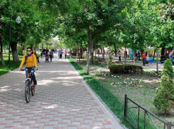 В центре Новороссийска пропала вело-дорожка