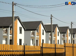 Свой участок и бесперебойная вода: как живут новороссийцы недалеко от города