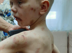 Вымещала злость на сыне: кадры шокирующего видео попали в социальные сети в Новороссийске