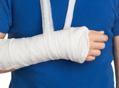 Мужчина сломал руку в одном из фитнес-залов Новороссийска
