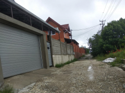 Председательский беспредел или все законно: в Новороссийске семью с грудничком оставили без света и воды