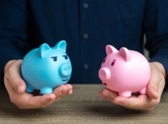 Дискриминация? Женщины в России зарабатывают почти вдвое меньше, чем мужчины