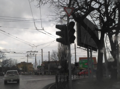 Десятки тысяч новороссийцев остались без света и тепла