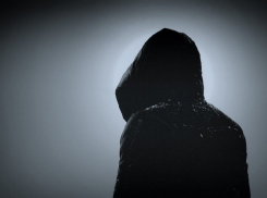 Подросток, прыгнувший  со 2-го этажа заброшки, вернулся к маме