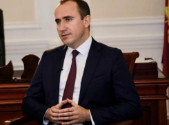 «Простите меня, земляки», - информацию об уходе мэр Геленджика назвал фейковым вбросом