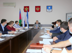 На фотоаппарат: «Концессии водоснабжения Геленджика»  предложила повысить тарифы на воду почти вдвое