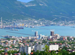 За канализационными стоками в море Новороссийска проследили из космоса