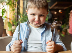 Борьба за качественное питание в школах продолжается: пожаловаться на холодную и невкусную еду можно через QR-коды