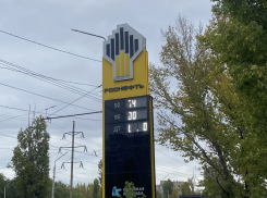 Где заправиться вечером 9 октября: список работающих АЗС