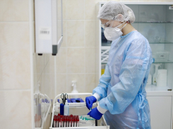 Новороссийцы продолжают заболевать коронавирусом