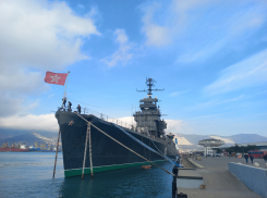 Стало известно, сколько частных домов и квартир пострадало в Новороссийске из-за атаки БПЛА 