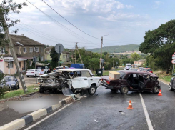 «Лоб-в-лоб»: страшное ДТП под Анапой. Погибли водители, пострадал ребенок