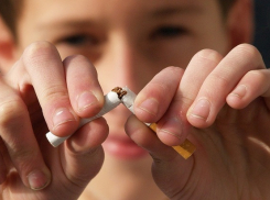 Новороссийцам, родившимся после 2009 года, могут запретить… курить!