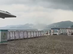 Шторм разрушил пляж на Чёрном море: чего ждать в Новороссийске 