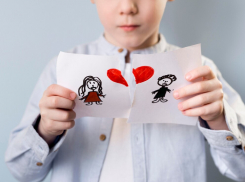 Манипулировать детьми при разводе не получится: новороссийцам на заметку 