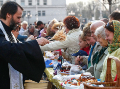 Расписание пасхальных служб и освящения куличей в храмах Новороссийска