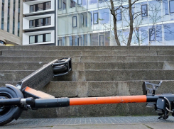 «Через месяц чтобы не было»: главе Новороссийска мешают самокаты