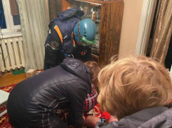 Предположительно два дня пролежала на полу: спасатели из Новороссийска спасли пожилую женщину