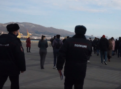 Перед новороссийцами сложный выбор: открытый протест VS арест до 15 суток