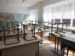 «Было не очень приятно смотреть»: главе Новороссийска доложили о готовности школ к учебному году