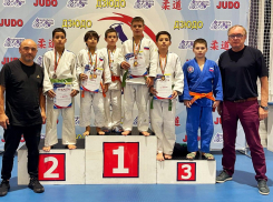 Маленькие дзюдоисты из Новороссийска разгромили всех на татами ставропольского турнира