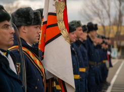 Сердюков представил нового командира новороссийской десантно‑штурмовой дивизии