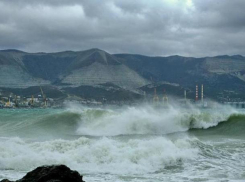 Шторм в Новороссийске: в течение суток ожидается ухудшение погоды